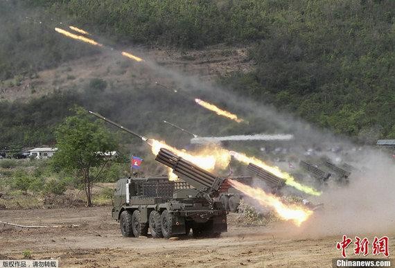Trung Quốc tổ chức diễn tập bắn rocket (ảnh tư liệu)